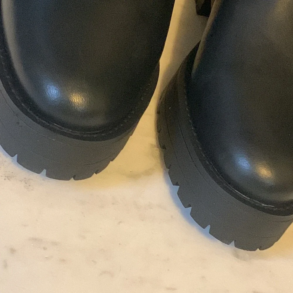 Sam Edelman Jayln Platform Studded Lug Sole Chelsea Boot